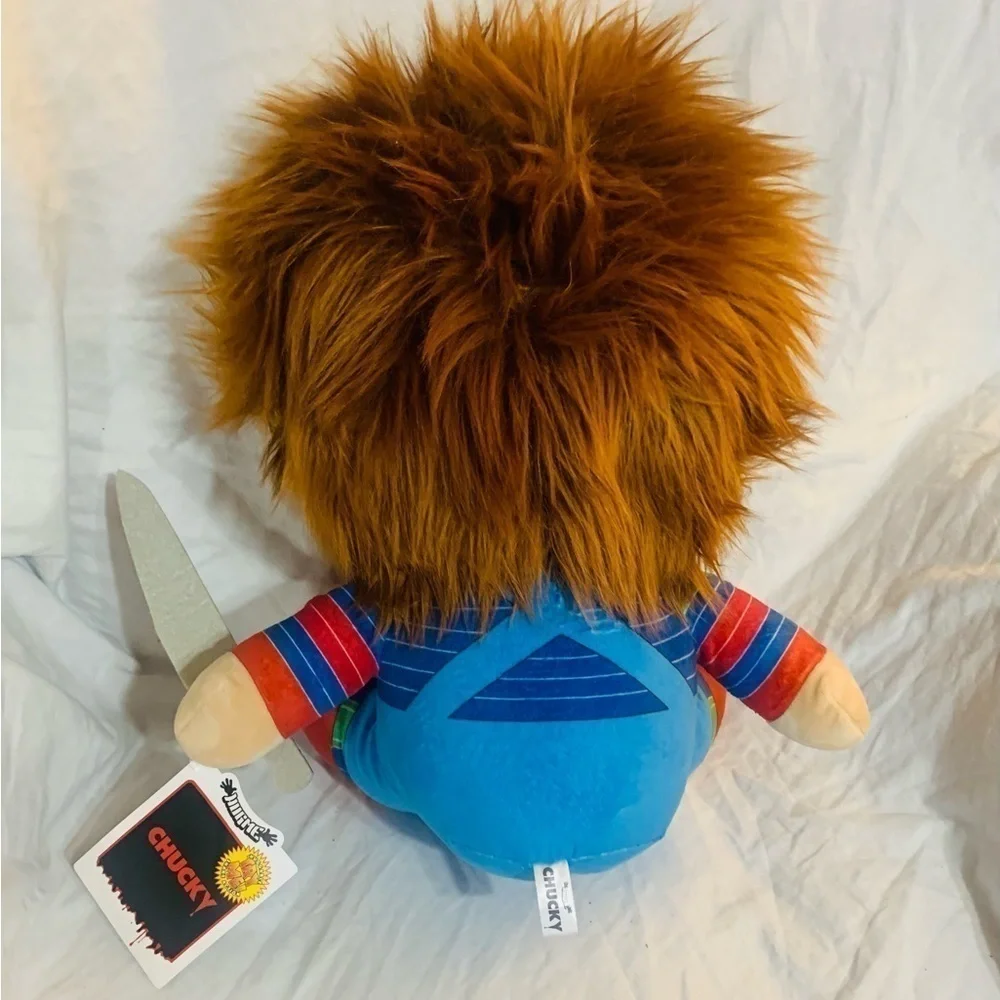 NWT‎ Child’s Play Chucky 16” Shake Action Plush Doll. Batteries Included